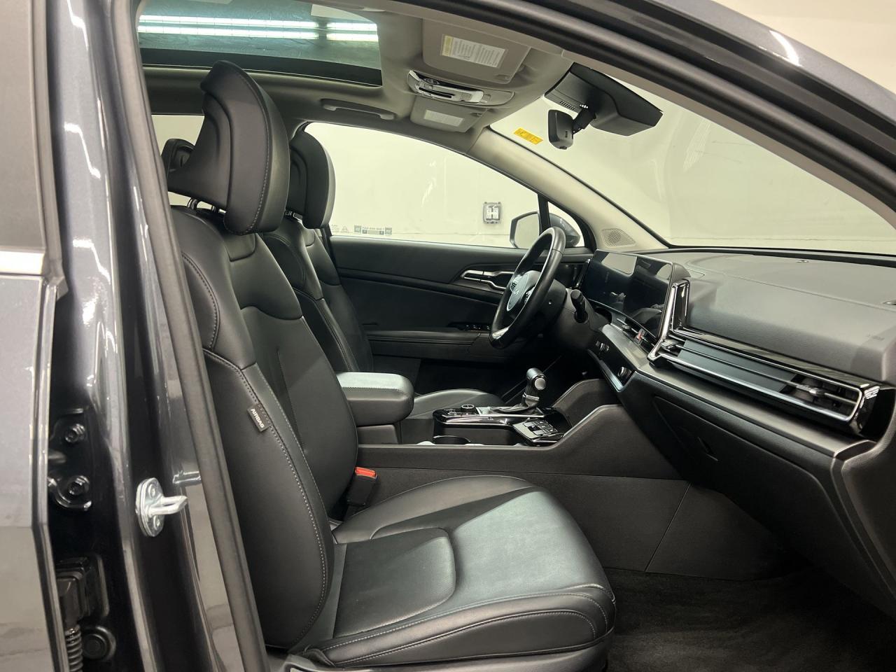 2023 Kia Sportage EX AWD | HTD LEATHER | PANO ROOF | REMOTE START Photo