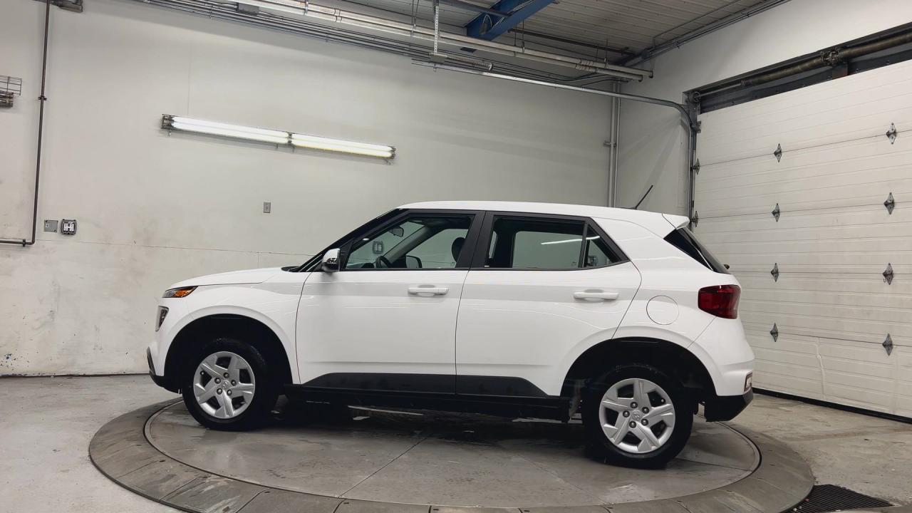 2023 Hyundai Venue HTD SEATS | CARPLAY | BLUETOOTH | LOW KMS!! Photo