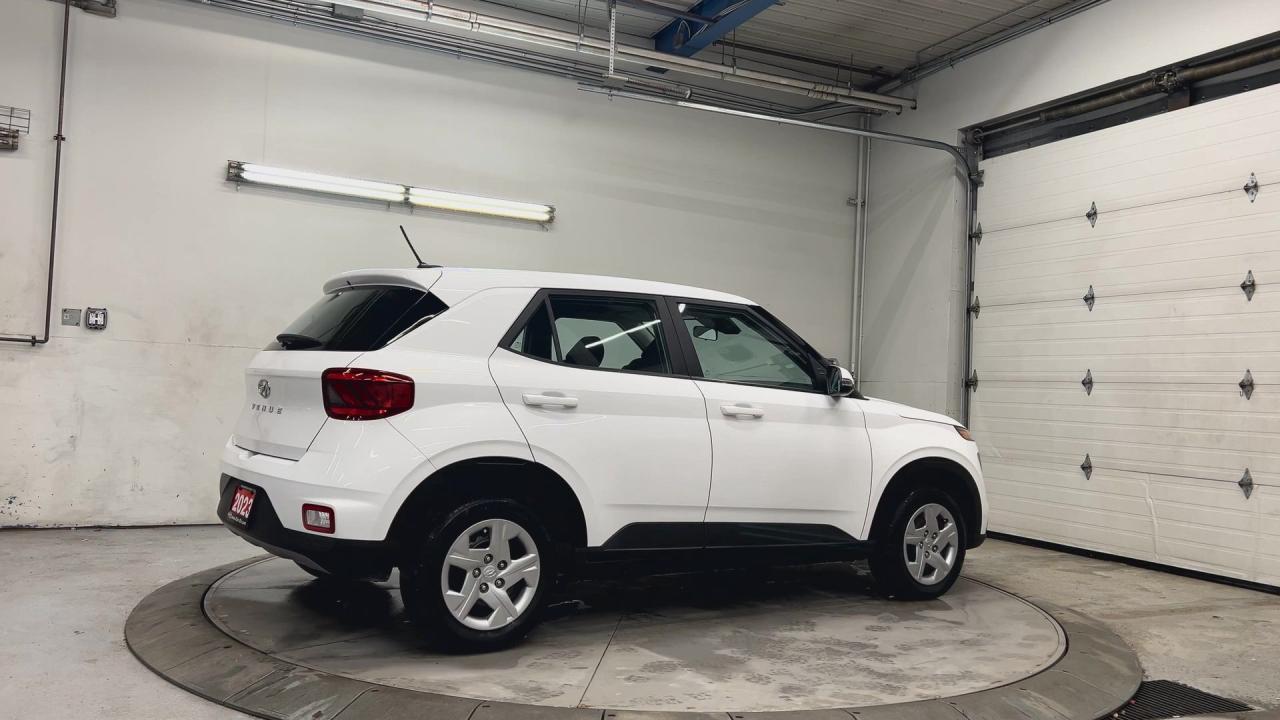 2023 Hyundai Venue HTD SEATS | CARPLAY | BLUETOOTH | LOW KMS!! Photo