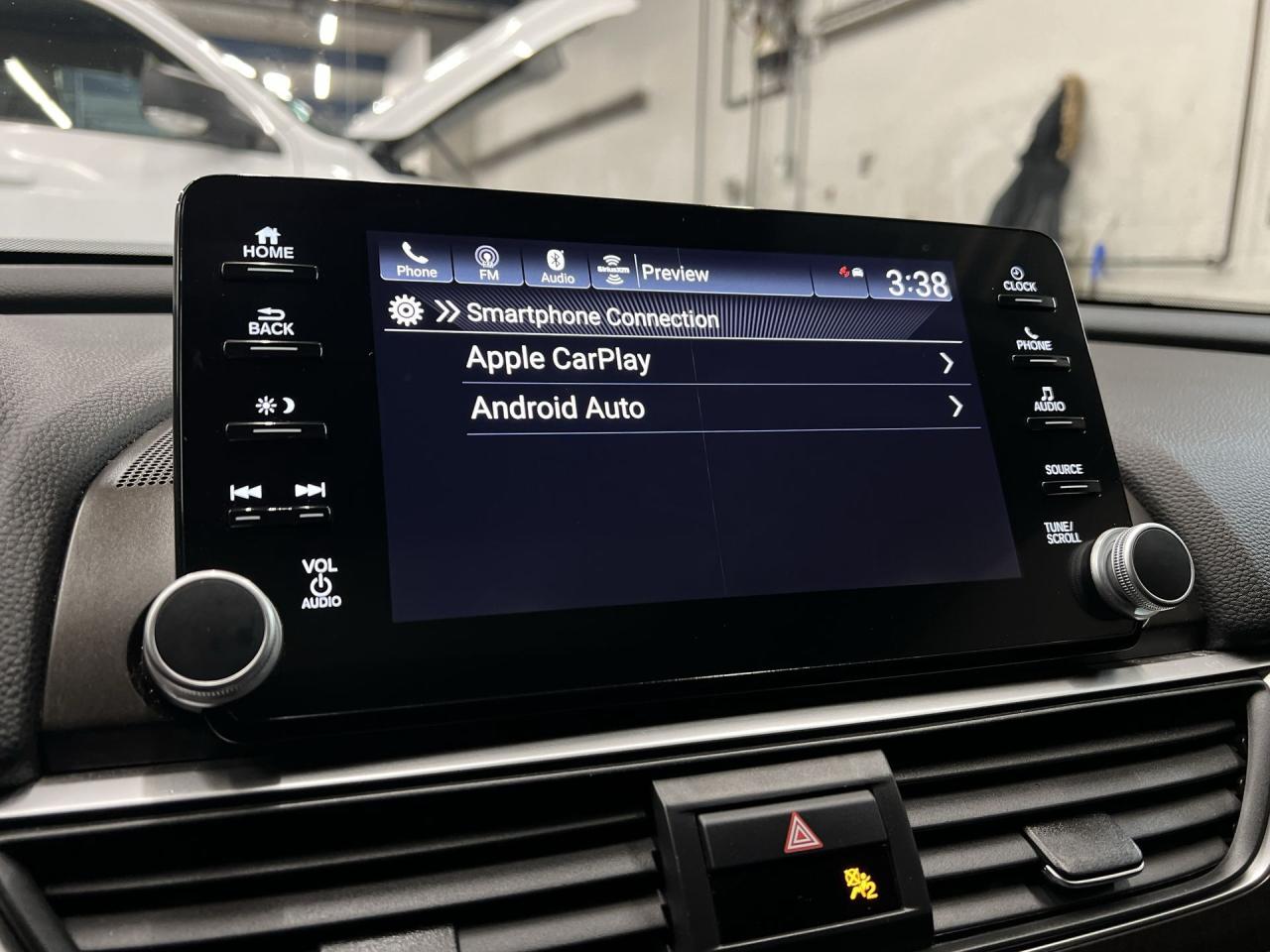 2018 Honda Accord EX-L | HTD LEATHER | SUNROOF | CARPLAY | LANEWATCH Photo