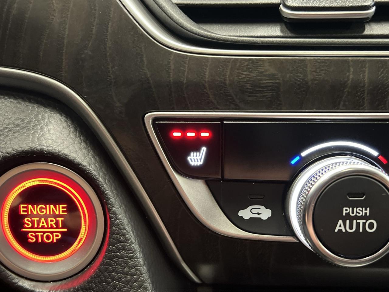 2018 Honda Accord EX-L | HTD LEATHER | SUNROOF | CARPLAY | LANEWATCH Photo