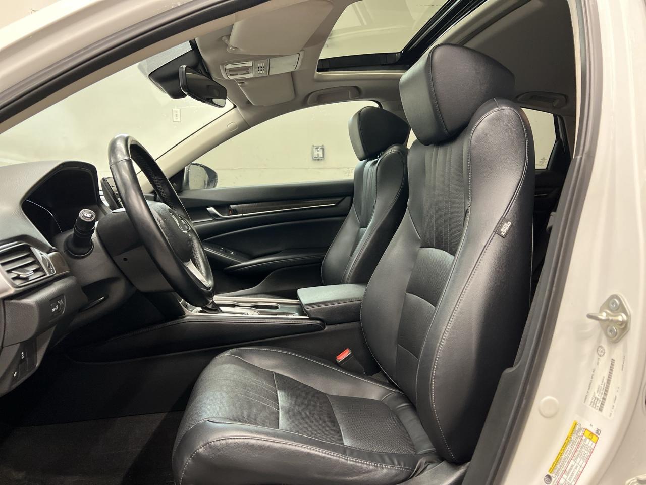 2018 Honda Accord EX-L | HTD LEATHER | SUNROOF | CARPLAY | LANEWATCH Photo