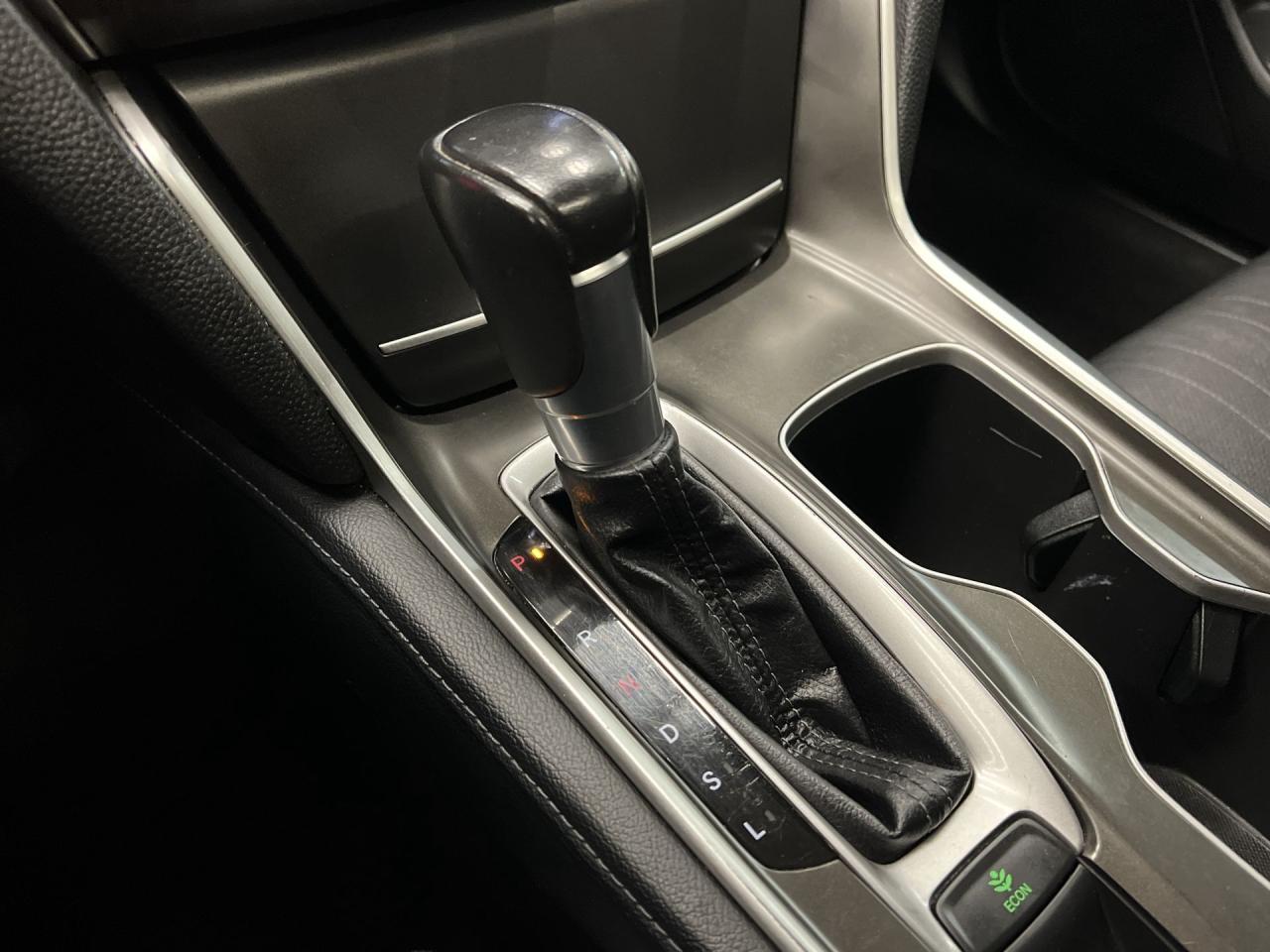 2018 Honda Accord EX-L | HTD LEATHER | SUNROOF | CARPLAY | LANEWATCH Photo