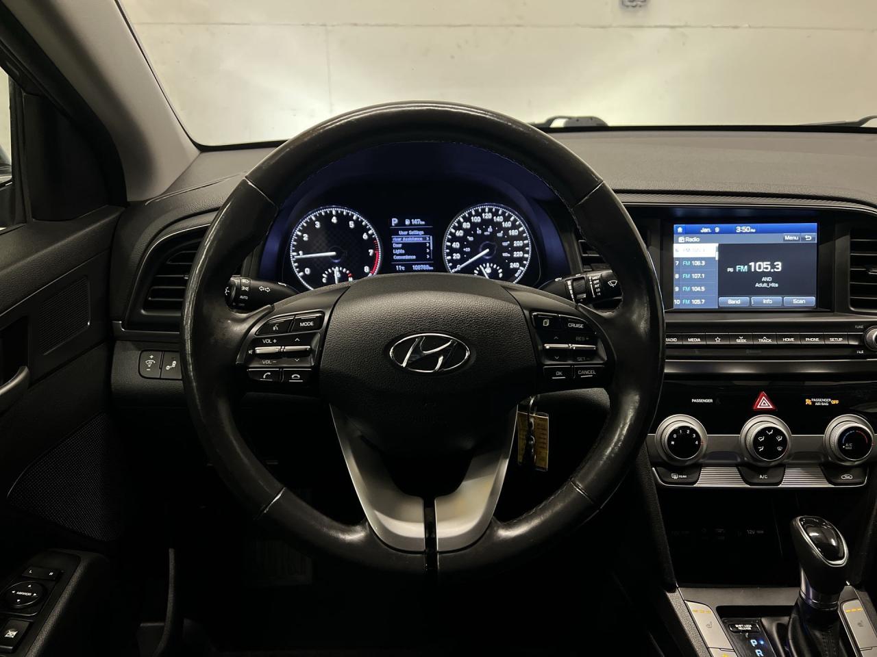 2019 Hyundai Elantra PREFERRED | HTD SEATS | CARPLAY | ALLOYS | A/C Photo