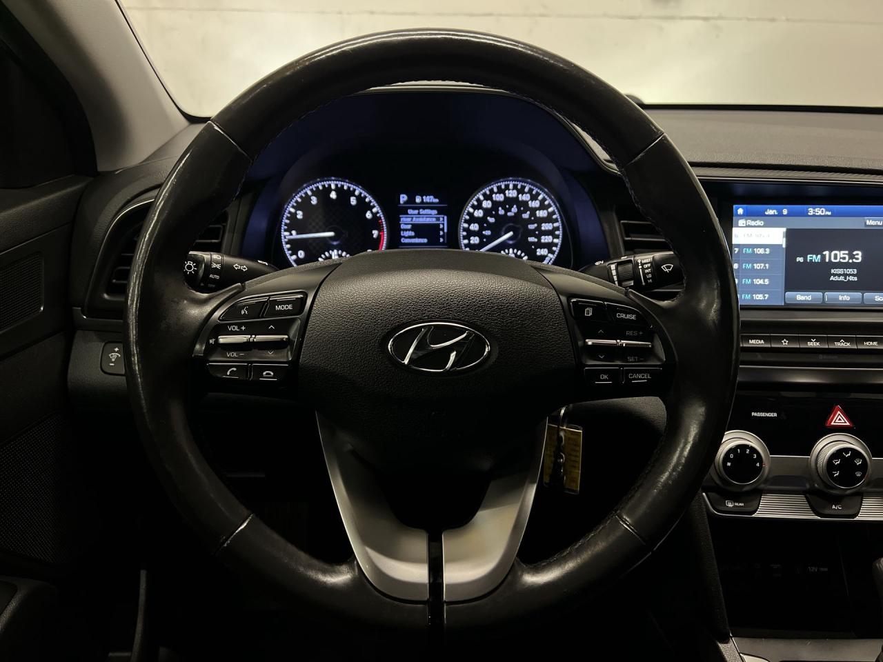 2019 Hyundai Elantra PREFERRED | HTD SEATS | CARPLAY | ALLOYS | A/C Photo