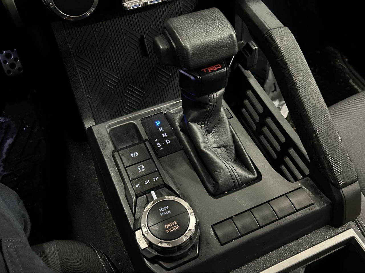 2024 Toyota Tacoma TRD SPORT 4X4 | DBL CAB |HTD SEATS | CARPLAY | A/C Photo