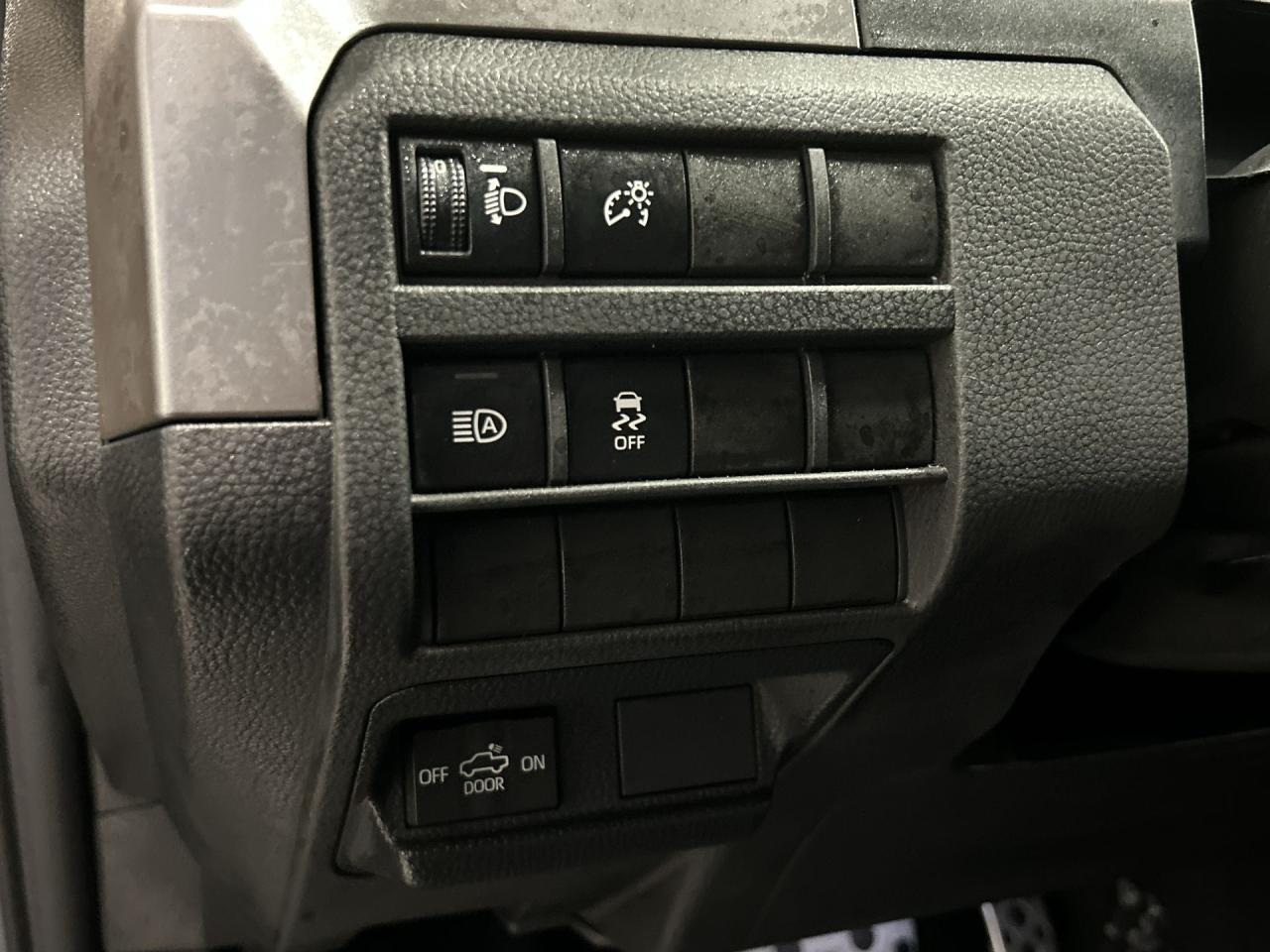 2024 Toyota Tacoma TRD SPORT 4X4 | DBL CAB |HTD SEATS | CARPLAY | A/C Photo