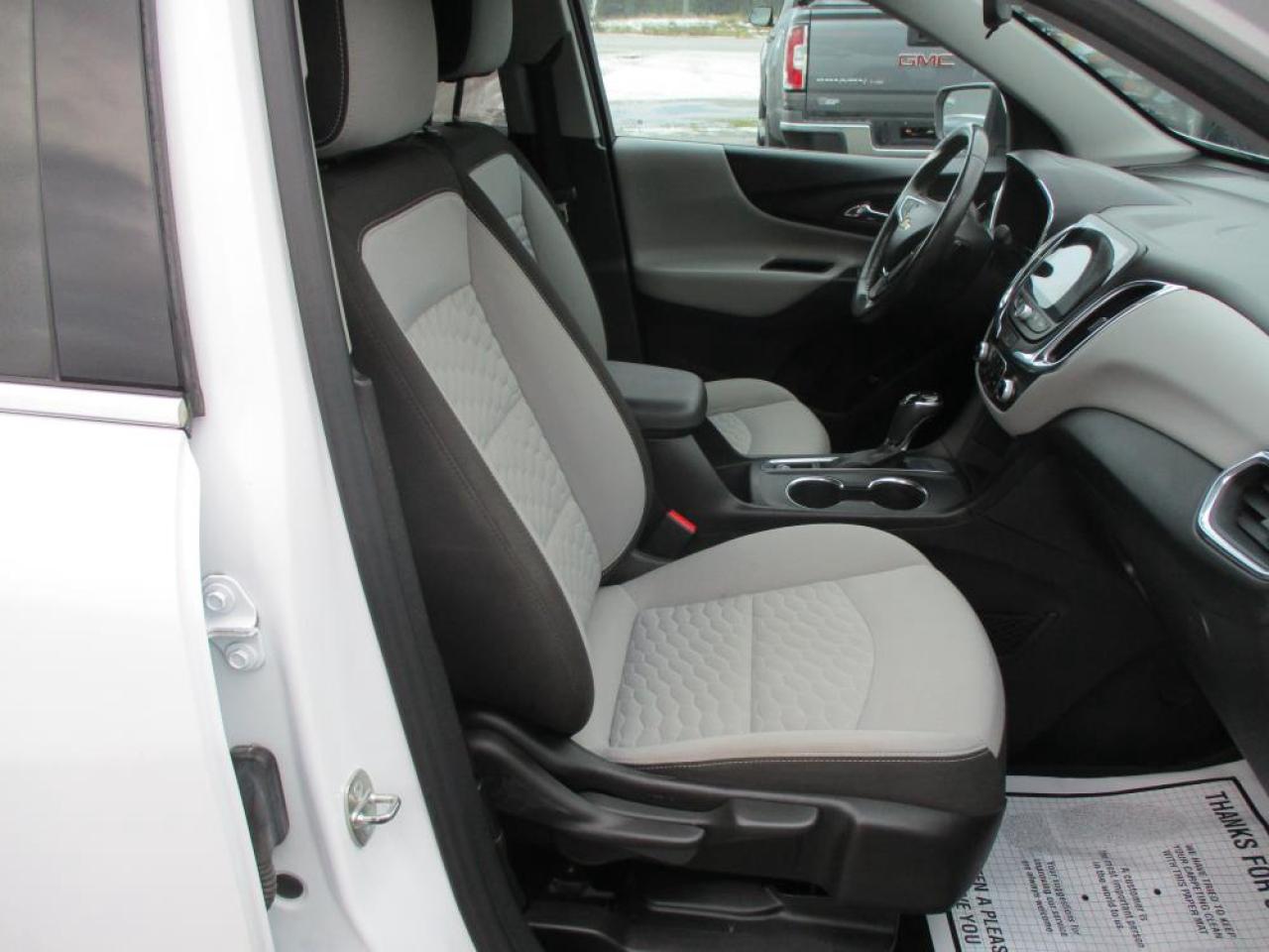 2018 Chevrolet Equinox LT FWD - Photo #12