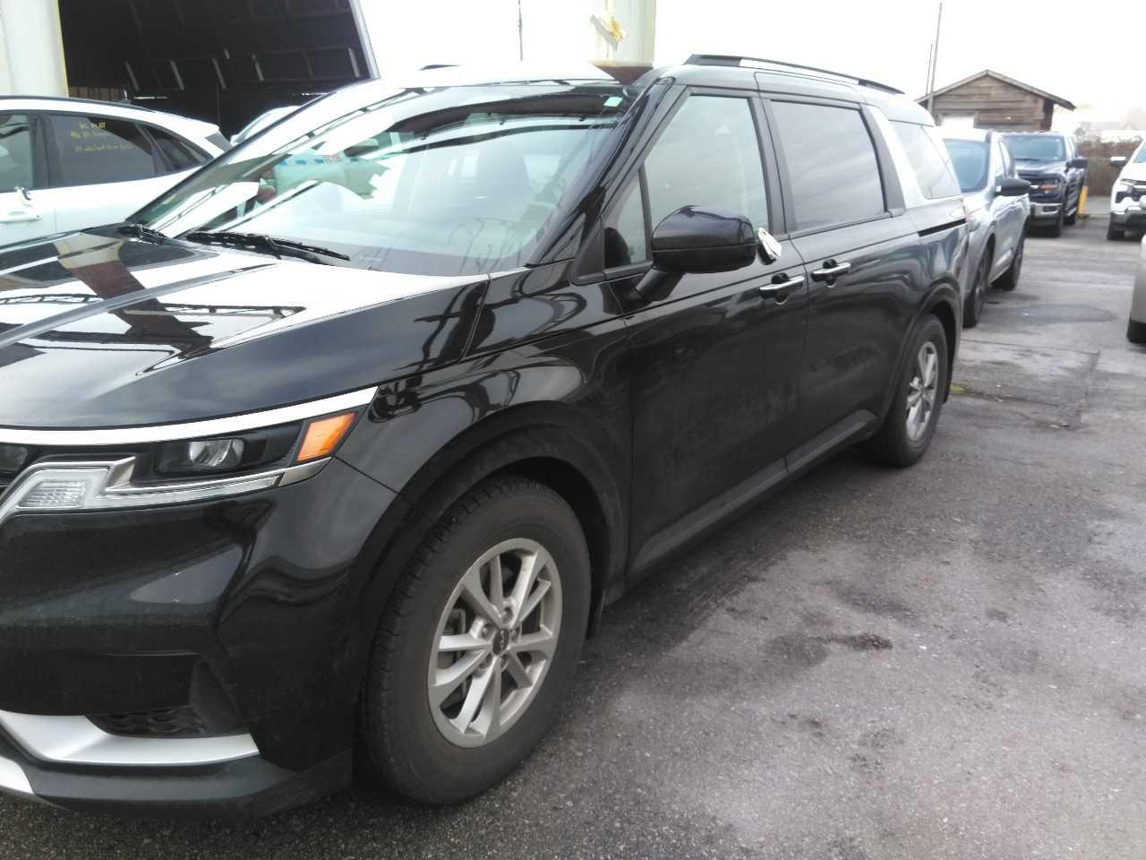 2024 Kia Carnival LX+