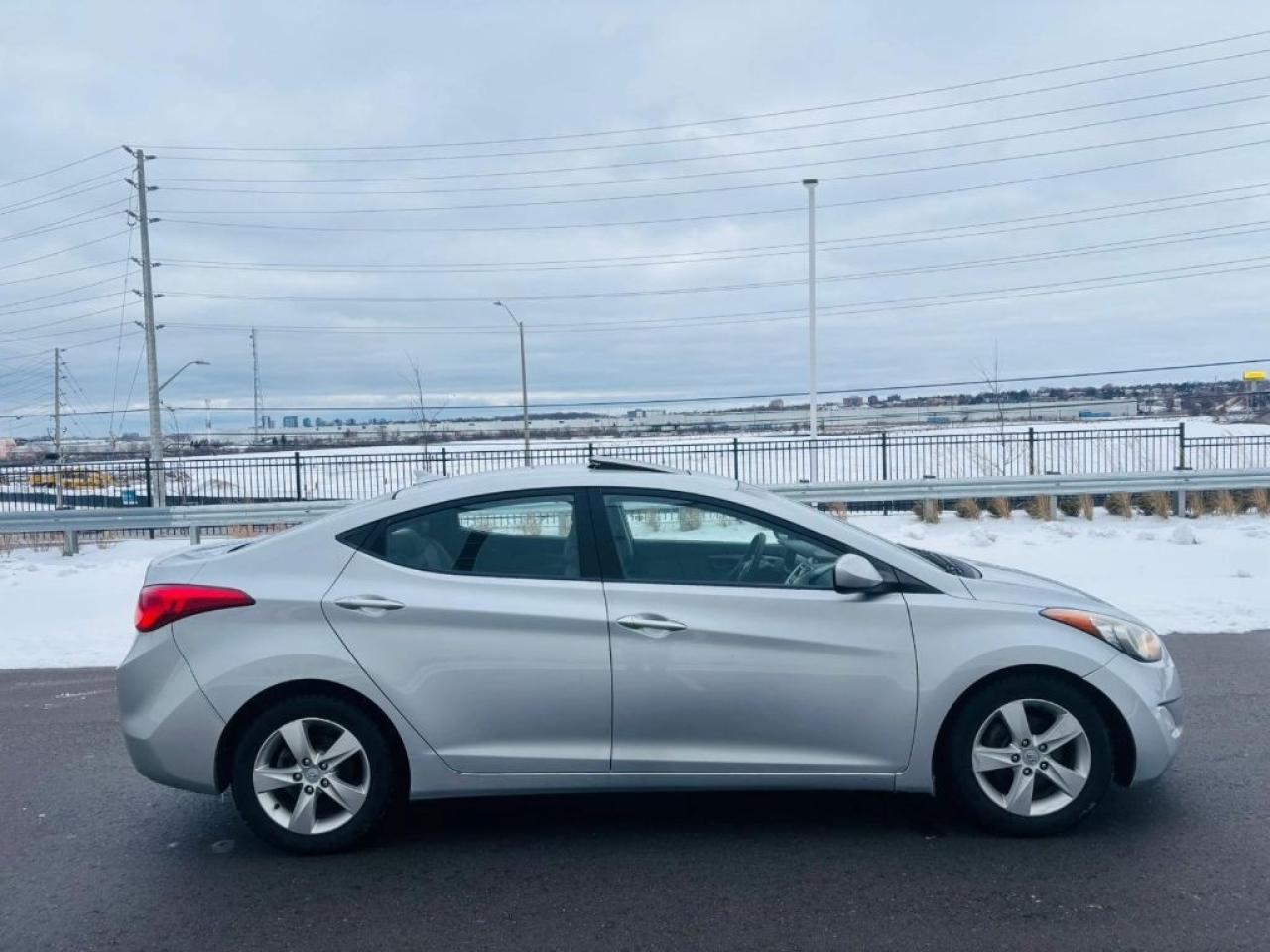 2011 Hyundai Elantra GLS 4dr Sedan Photo