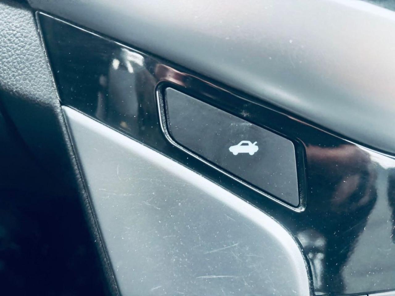 2015 Chevrolet Cruze 4dr Sedan 2LS Photo