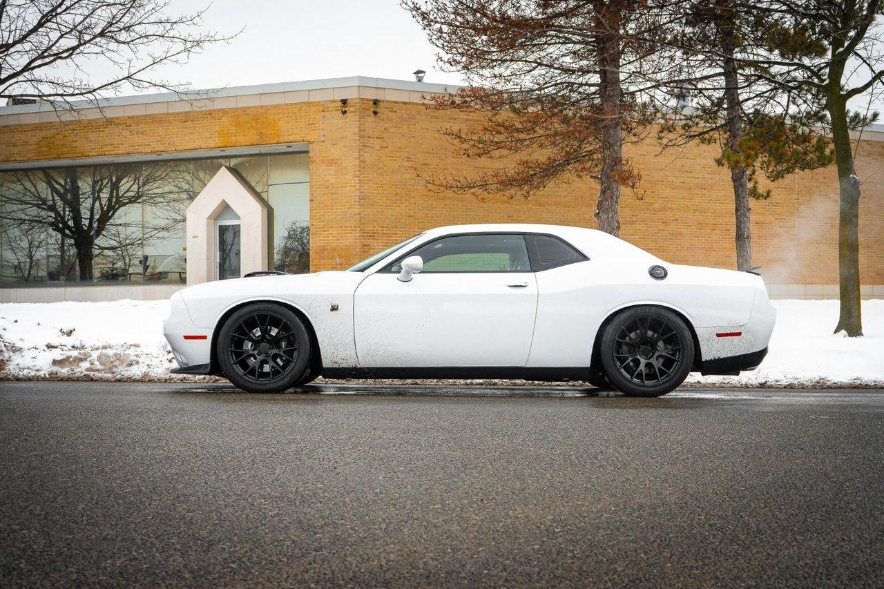 2016 Dodge Challenger Scat Pack Shaker Photo
