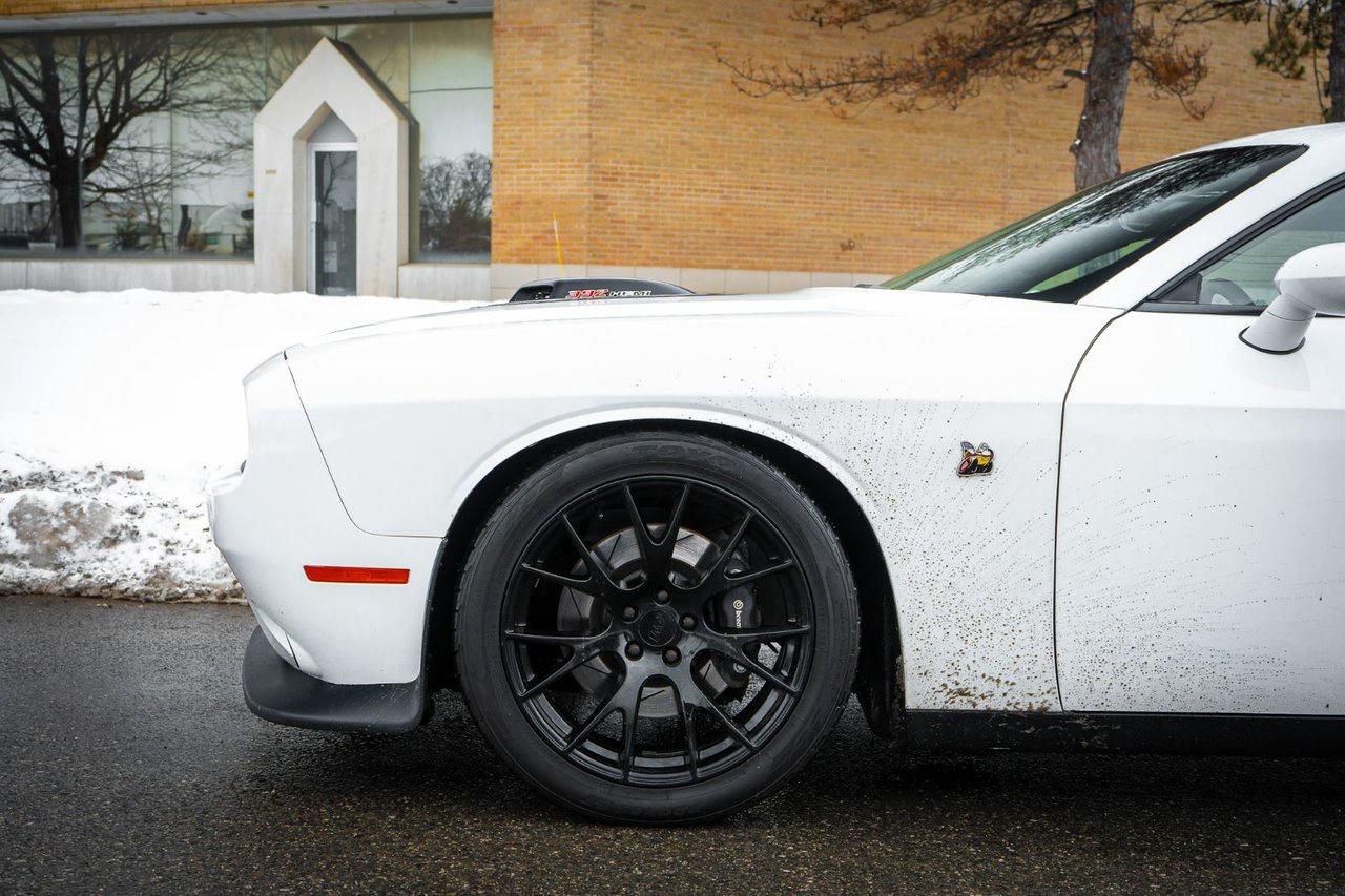 2016 Dodge Challenger Scat Pack Shaker Photo