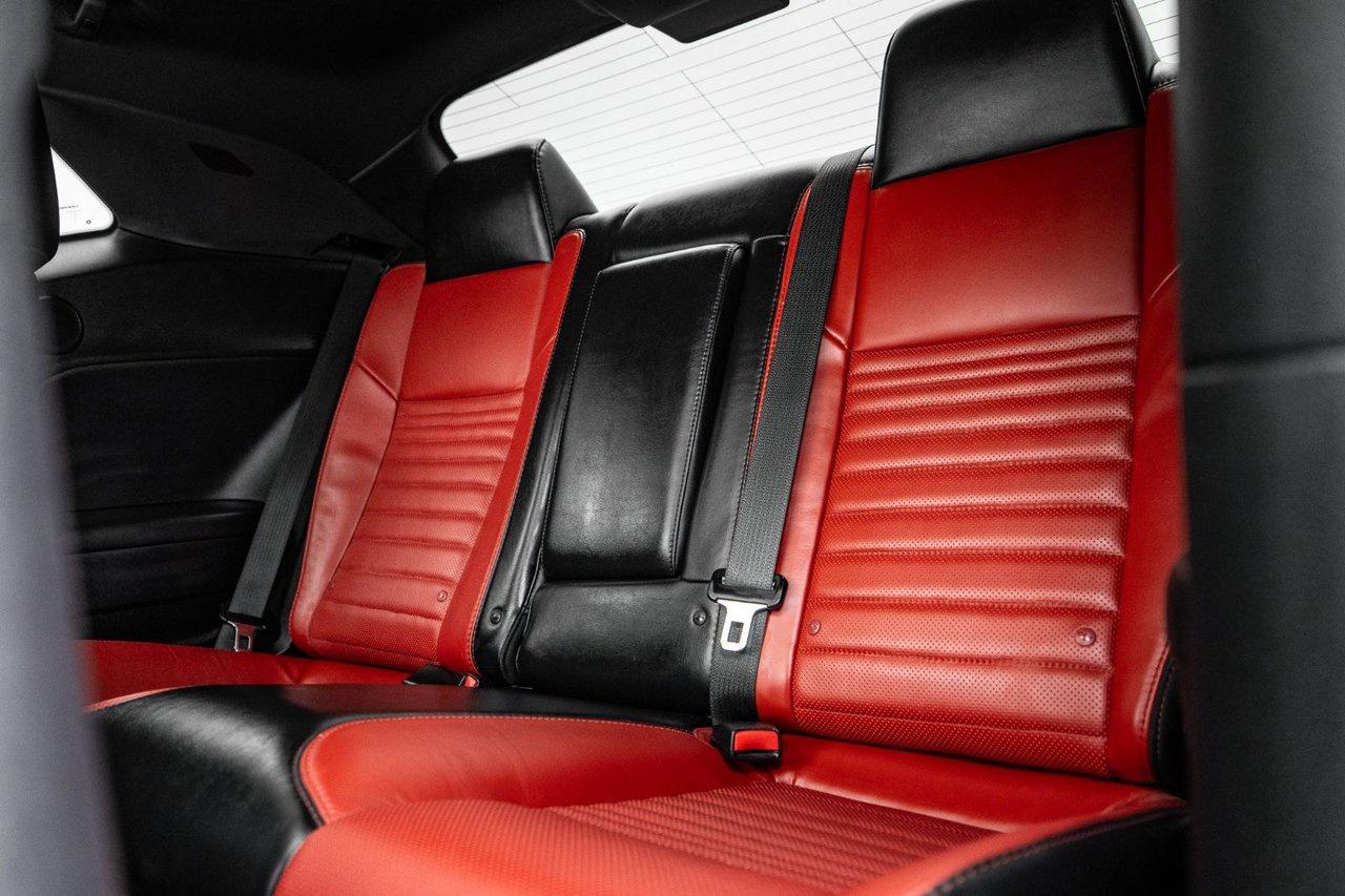 2016 Dodge Challenger Scat Pack Shaker Photo