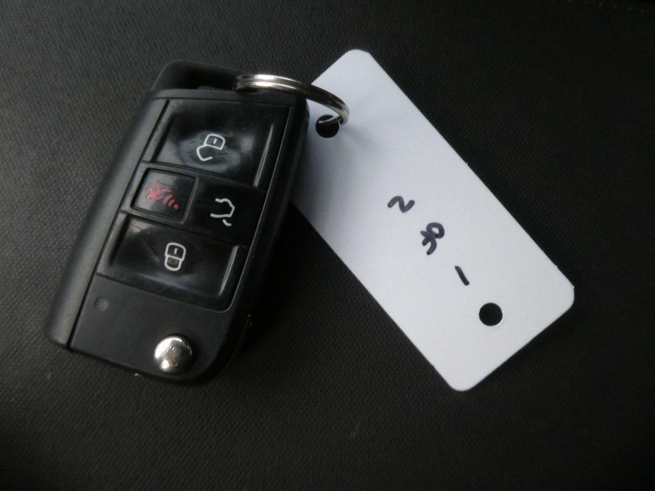 2019 Volkswagen Tiguan Trendline Photo