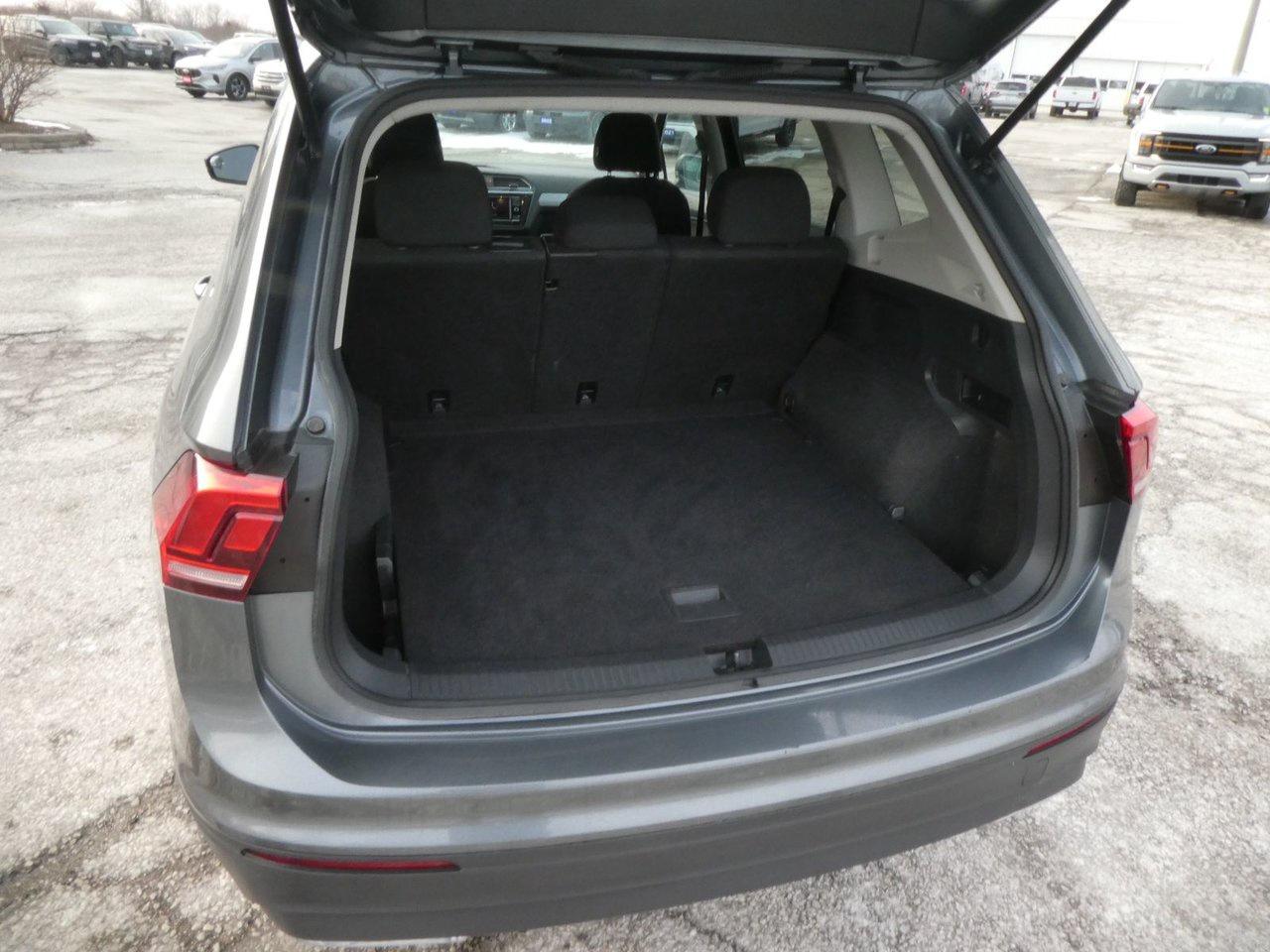 2019 Volkswagen Tiguan Trendline Photo