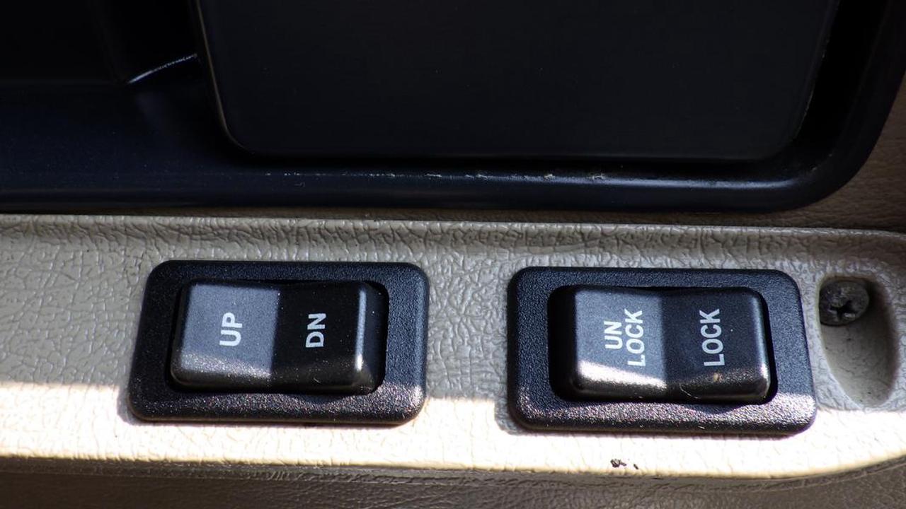 13390274