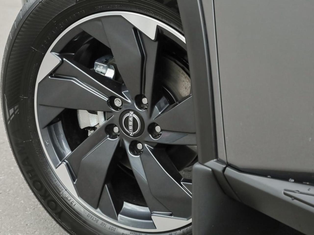 2026 Nissan Rogue SV Moonroof  - Sunroof -  Power Liftgate Photo