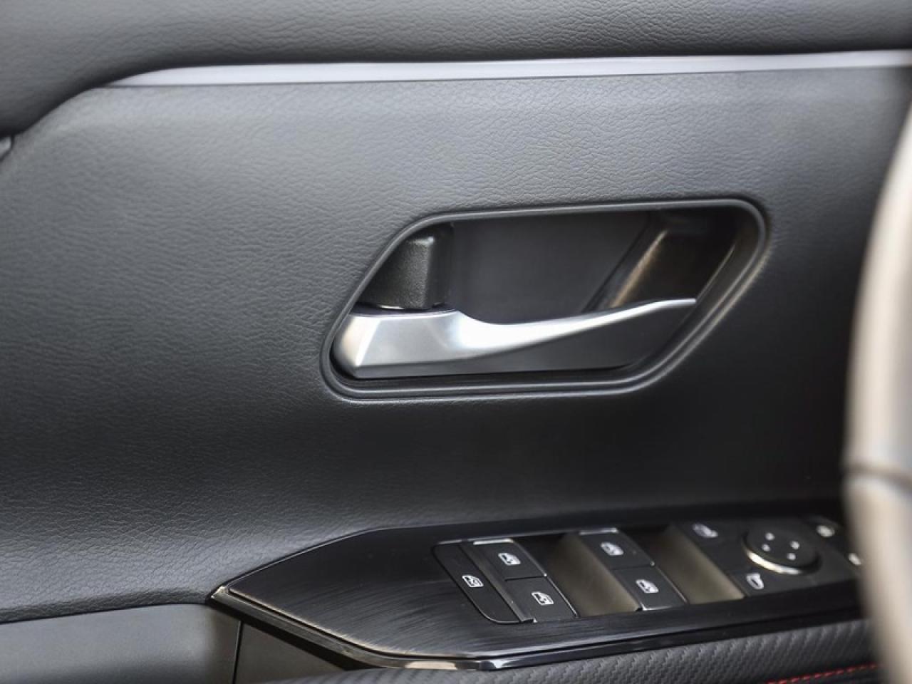 2026 Nissan Kicks SR  - Premium Package Photo