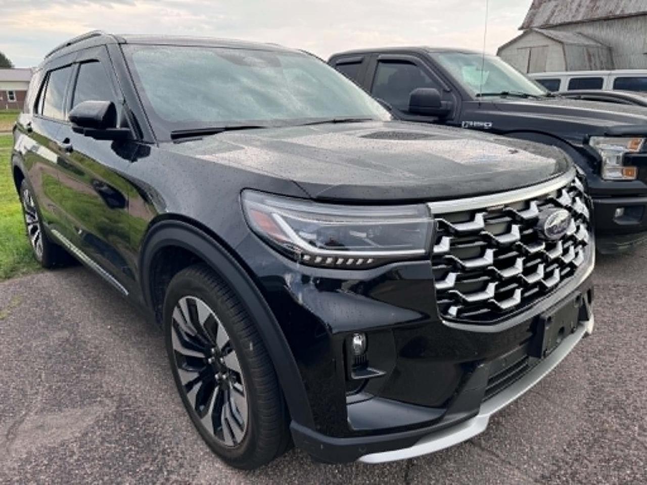 2026 Ford Explorer Platinum Photo5