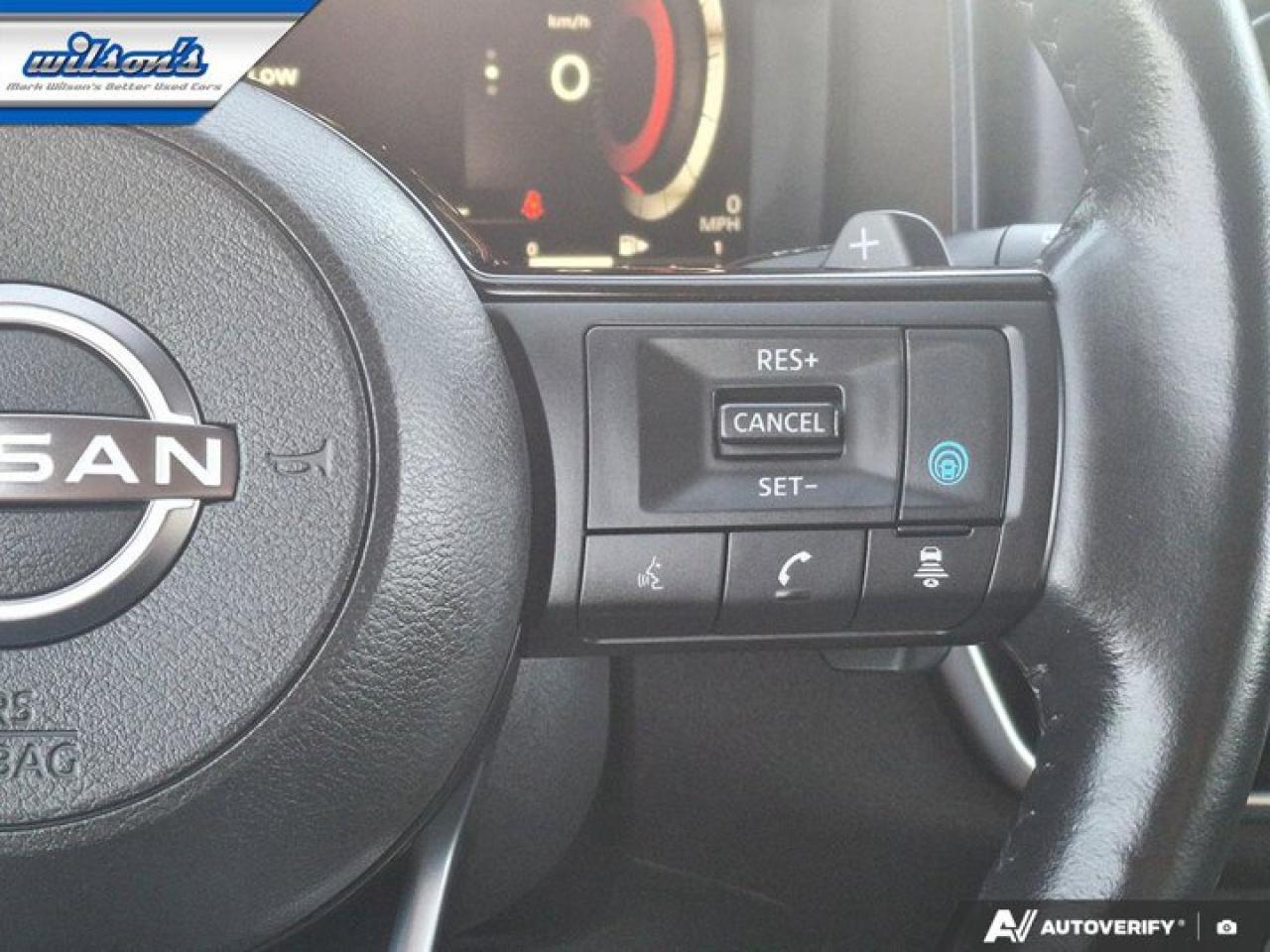 2022 Nissan Rogue Platinum AWD | Quilted Leather | Navi | Pano Roof | Heated Seats + Steering | Power Liftgate & More! Photo