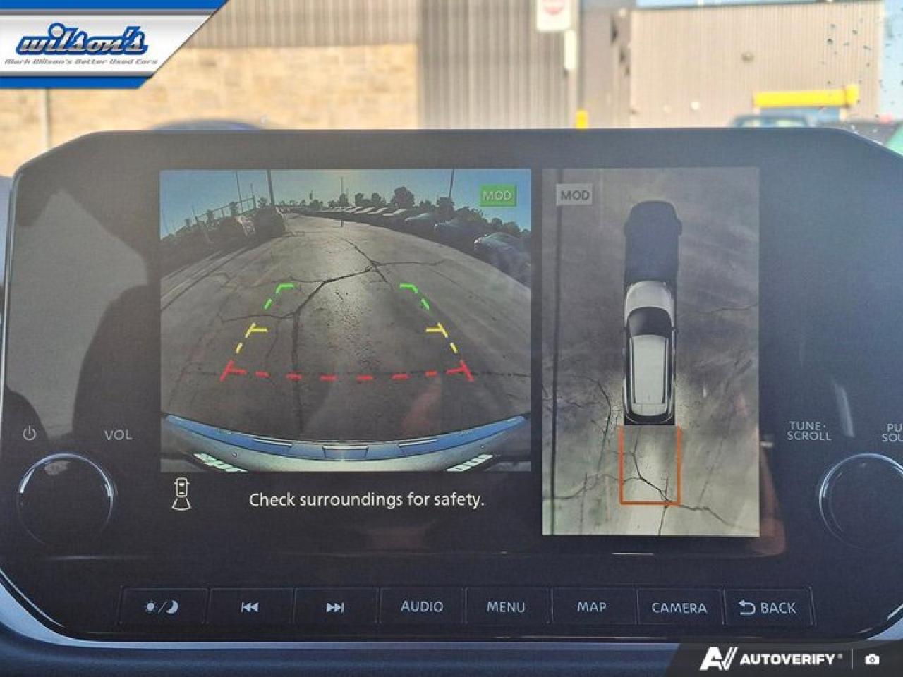 2022 Nissan Rogue Platinum AWD | Quilted Leather | Navi | Pano Roof | Heated Seats + Steering | Power Liftgate & More! Photo