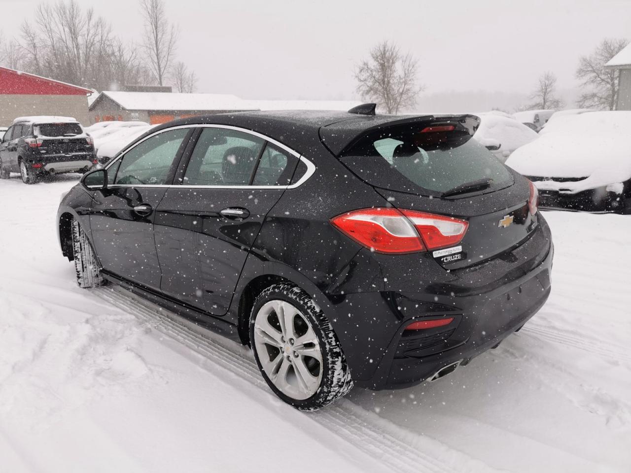 2017 Chevrolet Cruze Premier Photo2
