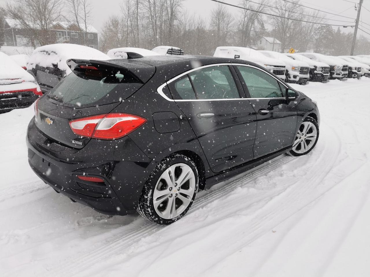 2017 Chevrolet Cruze Premier Photo4