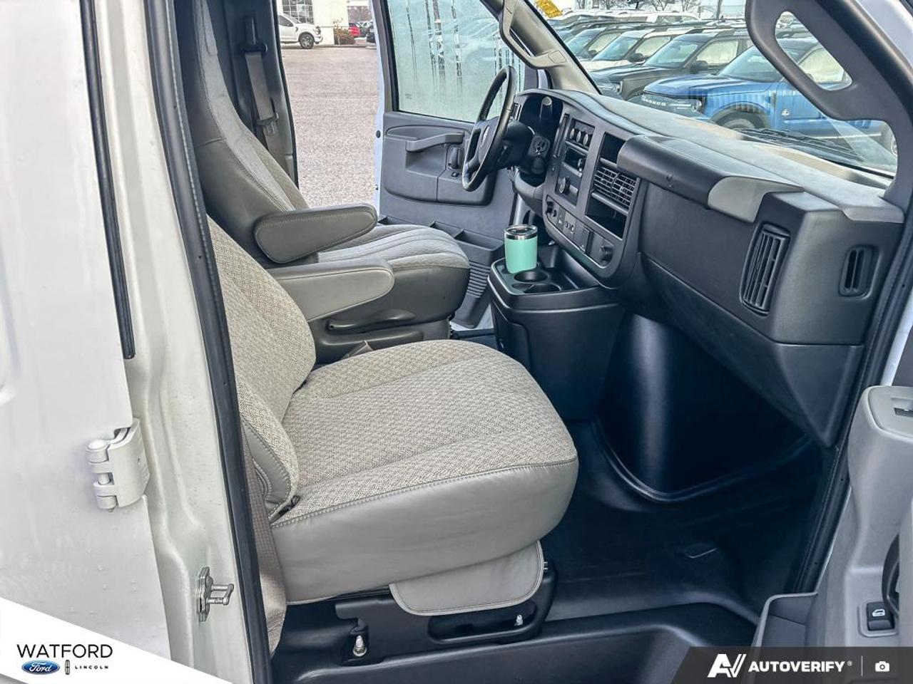 2023 GMC Savana RWD 2500 155" Photo
