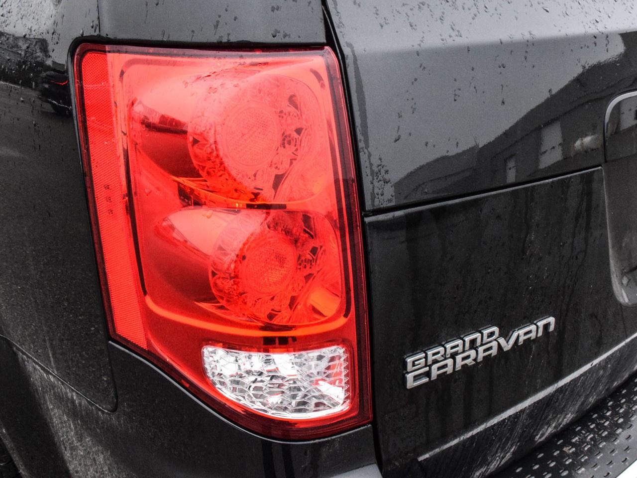 2019 Dodge Grand Caravan SXT Premium Plus 2WD Photo