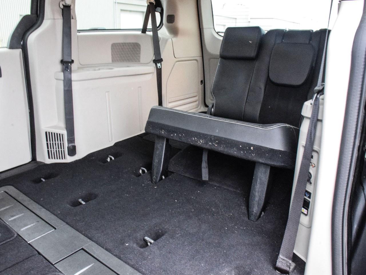 2019 Dodge Grand Caravan SXT Premium Plus 2WD Photo