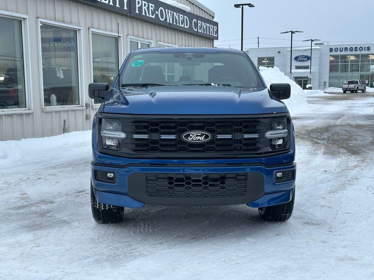 2025 Ford F-150 STX 4WD SuperCrew 5.5' Box Photo2