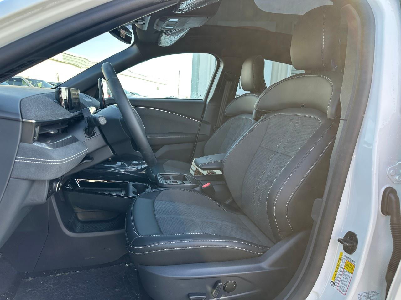 2025 Ford Mustang Mach-E GT AWD Photo