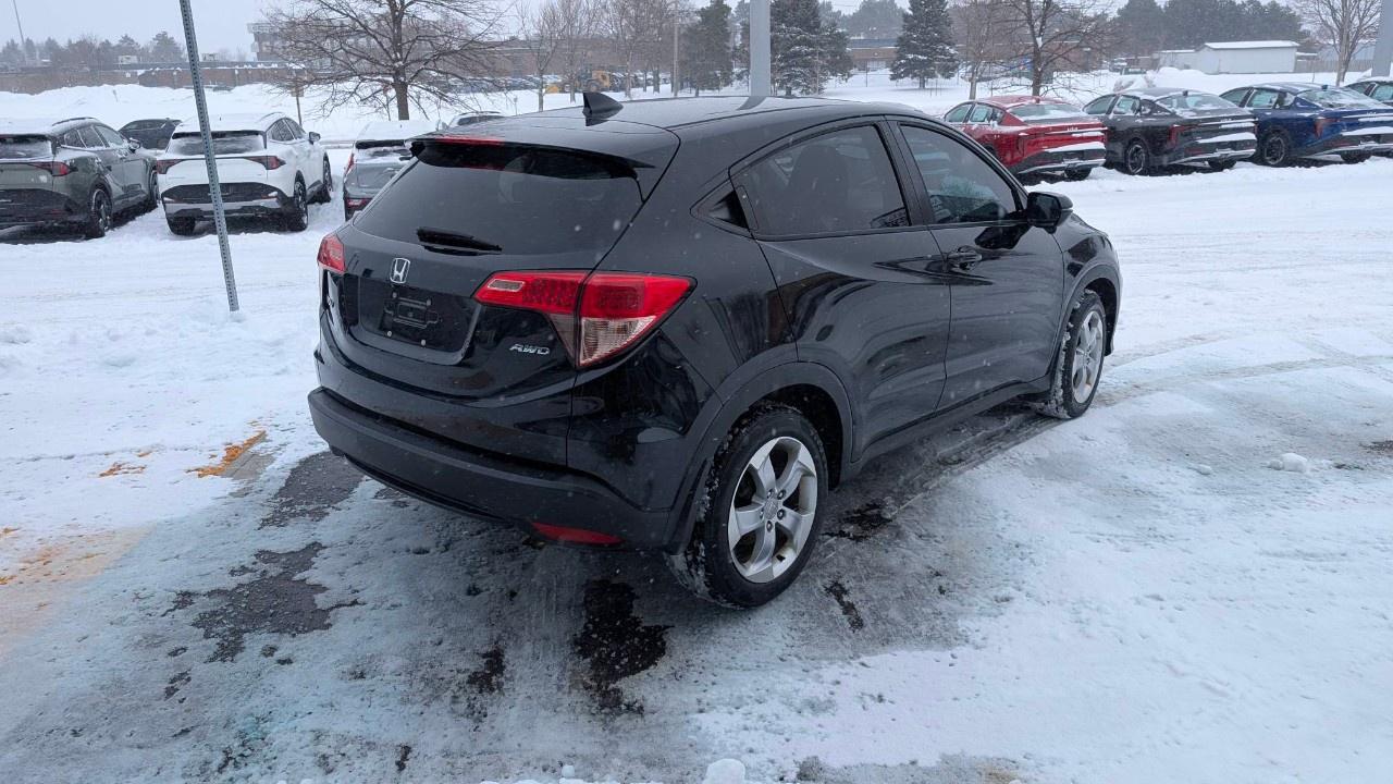 2016 Honda HR-V 4WD EX CVT Photo