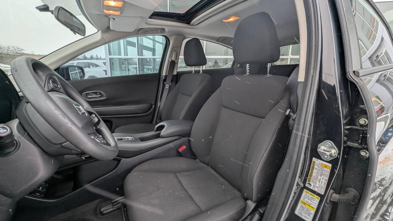 2016 Honda HR-V 4WD EX CVT Photo