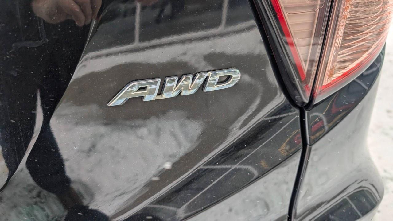 2016 Honda HR-V 4WD EX CVT Photo