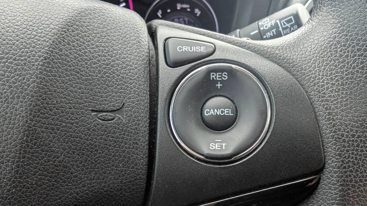 2016 Honda HR-V 4WD EX CVT Photo