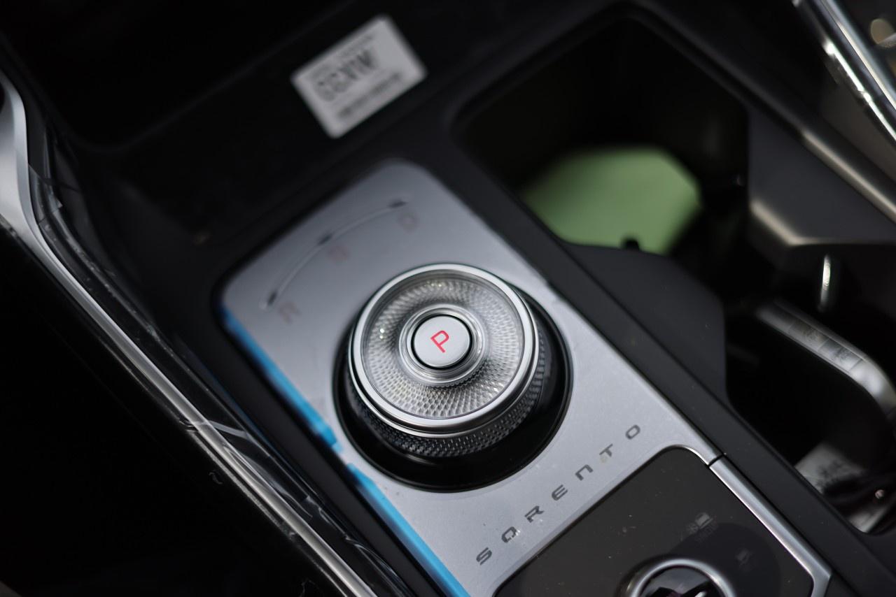 2026 Kia Sorento Hybrid EX AWD Photo