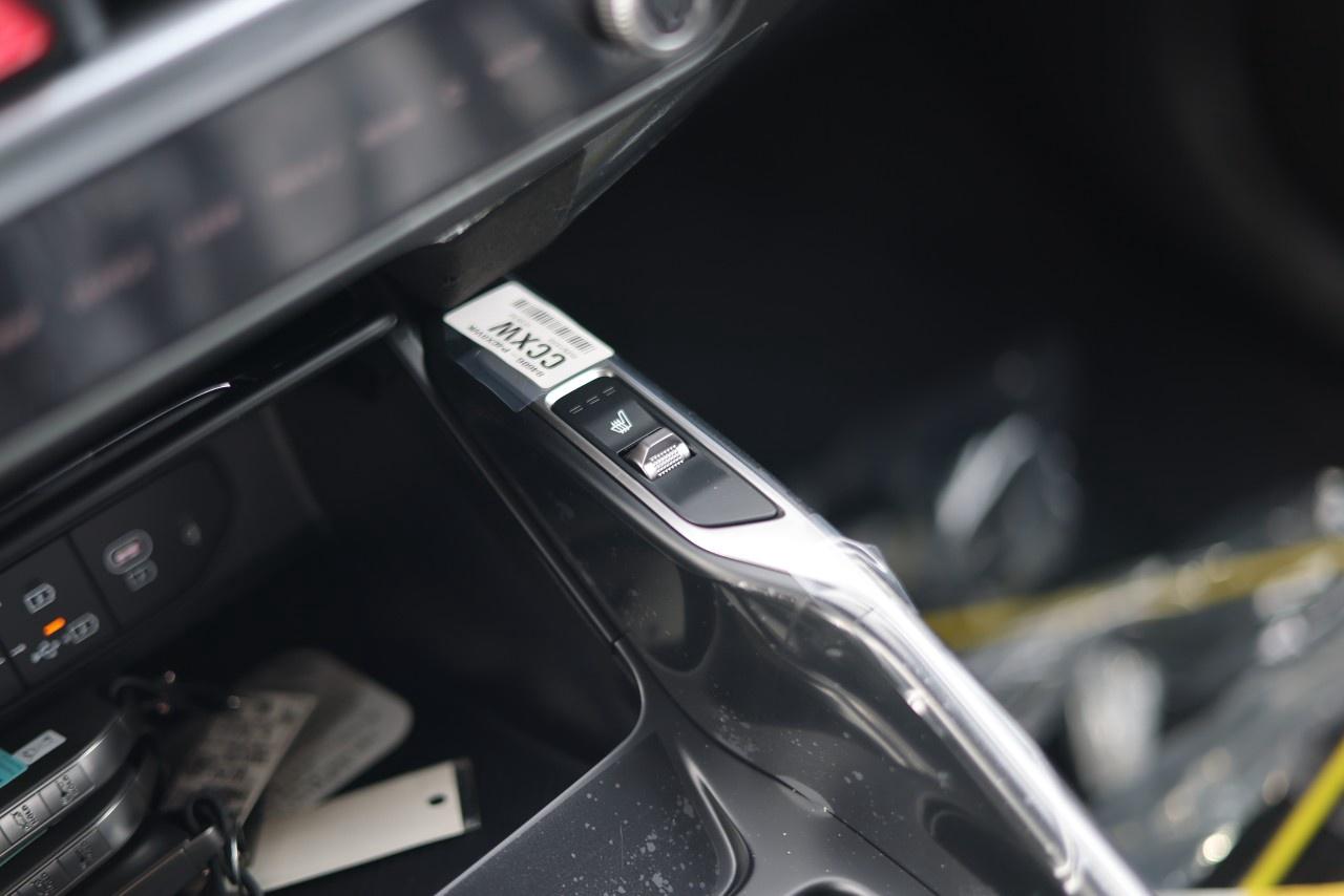 2026 Kia Sorento Hybrid EX AWD Photo