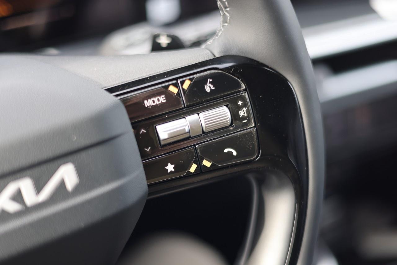 2026 Kia Sorento Hybrid EX AWD Photo