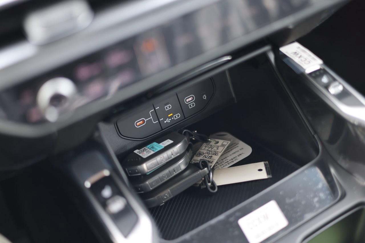 2026 Kia Sorento Hybrid EX AWD Photo