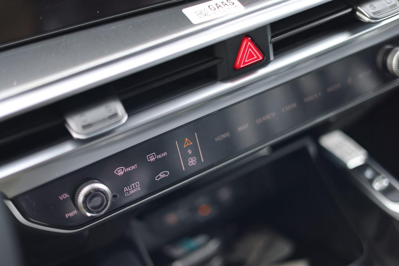 2026 Kia Sorento Hybrid EX AWD Photo