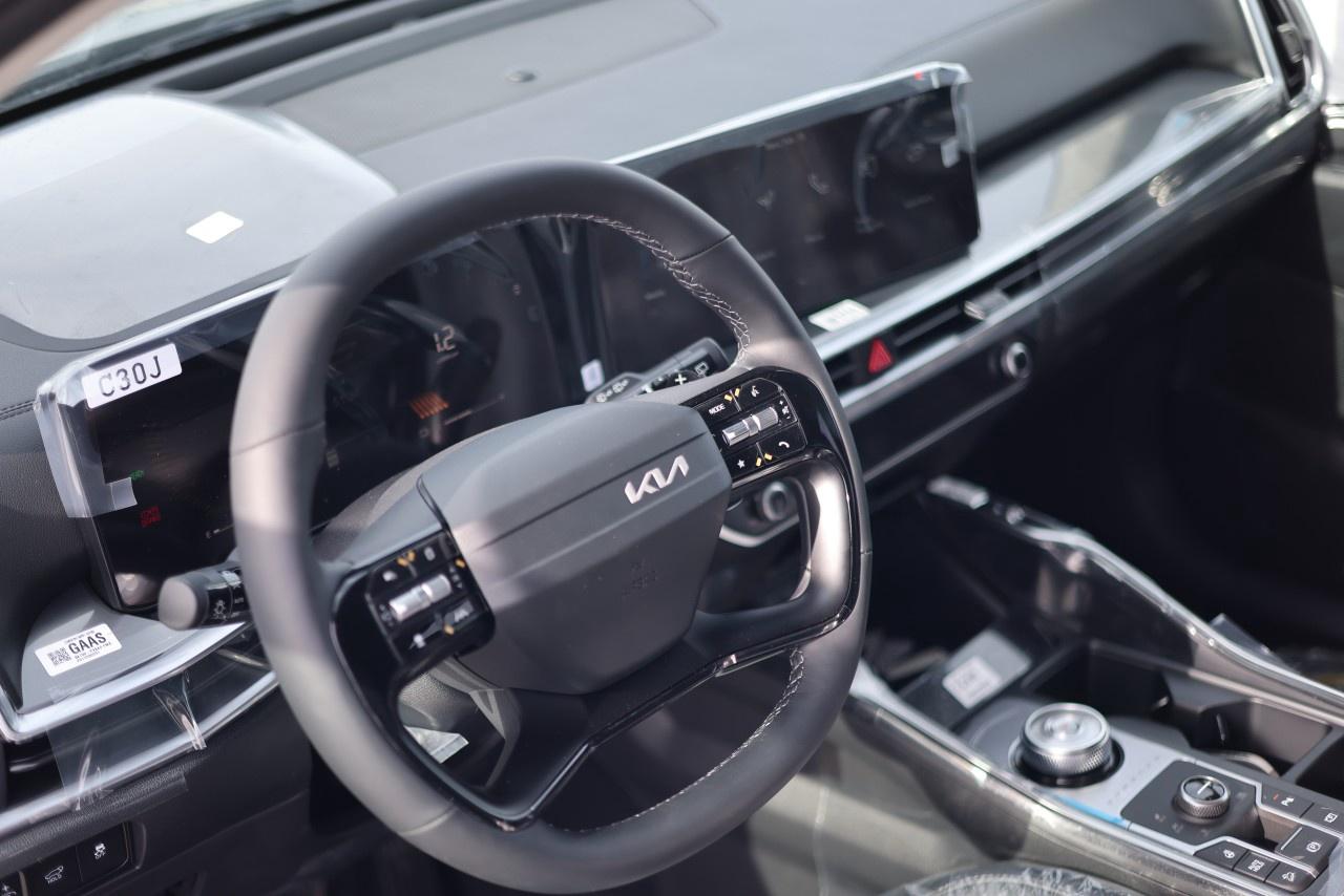 2026 Kia Sorento Hybrid EX AWD Photo