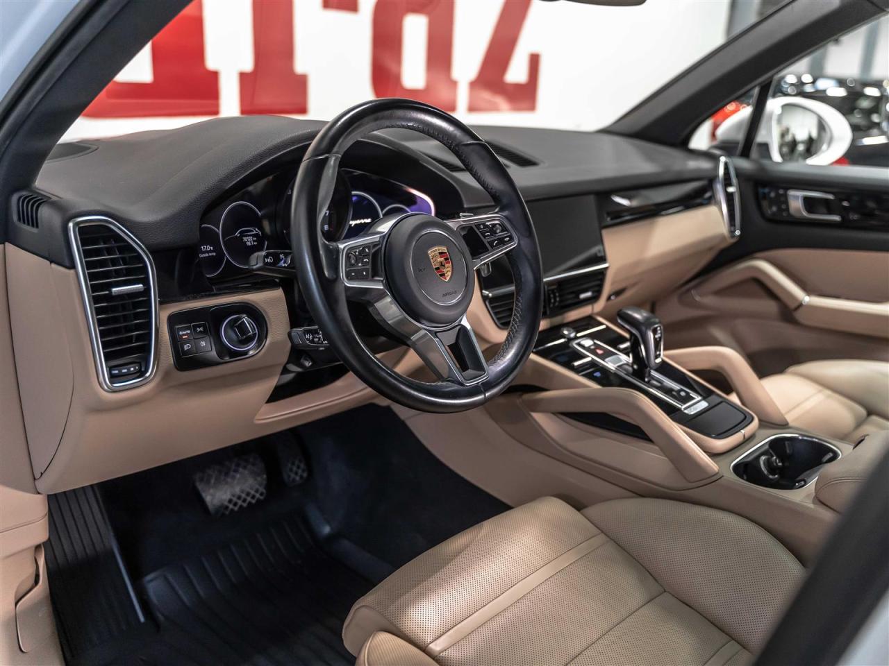 2023 Porsche Cayenne PREMIUM PLUS|BOSE|HEADS-UP|ADAPT CRUISE|360CAM|SPORT SEATS Photo4