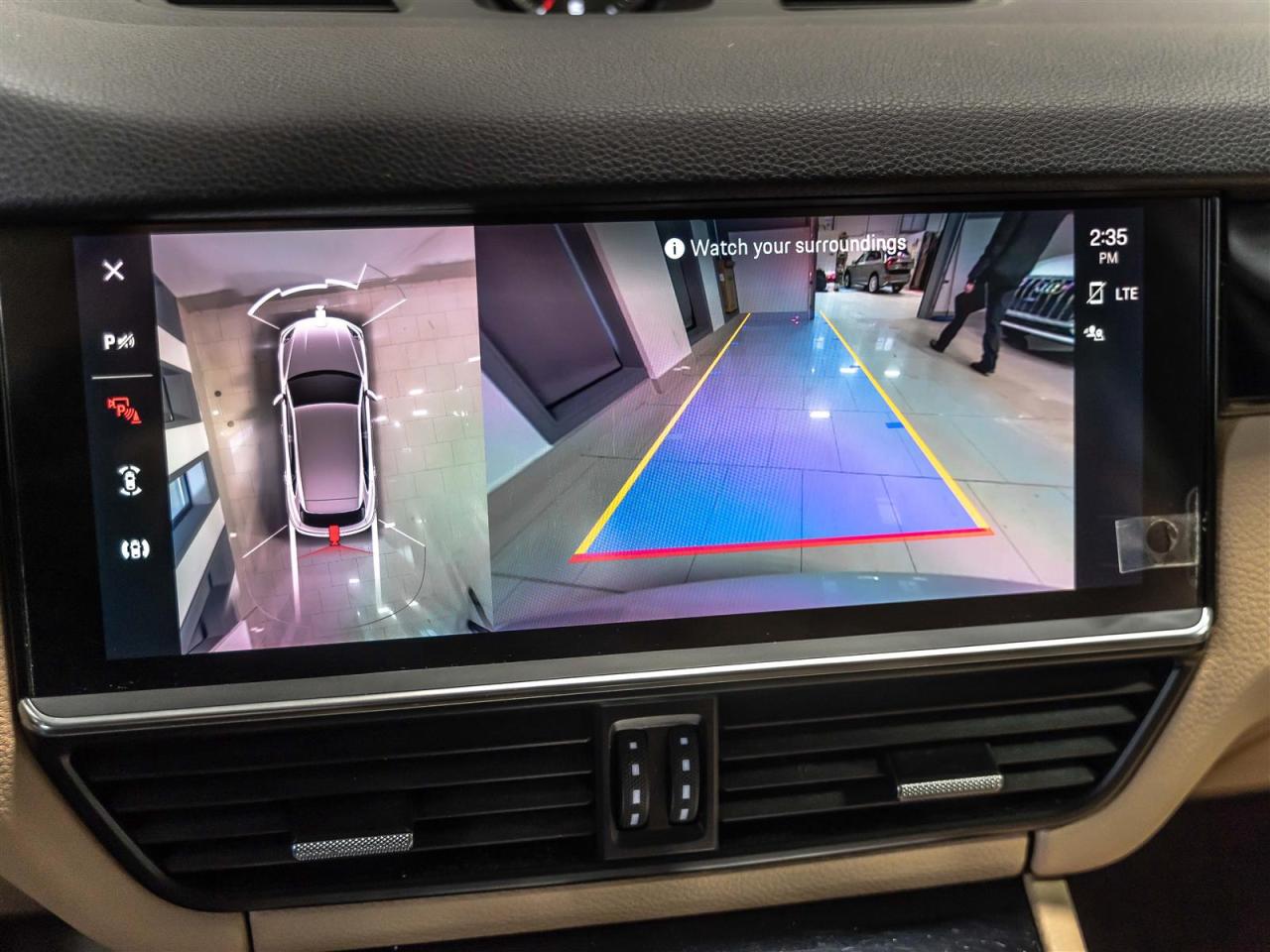 2023 Porsche Cayenne PREMIUM PLUS|BOSE|HEADS-UP|ADAPT CRUISE|360CAM|SPORT SEATS Photo