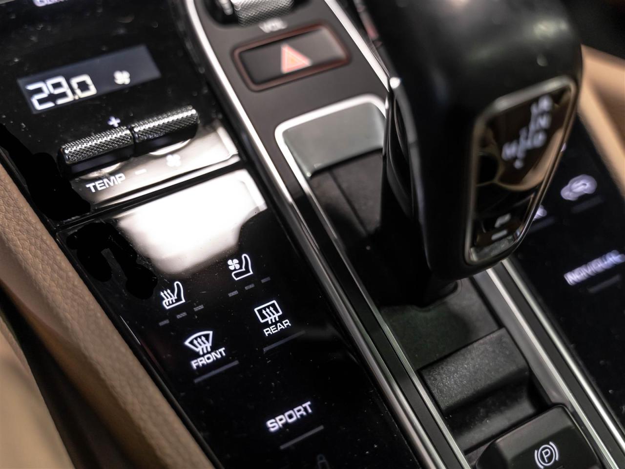 2023 Porsche Cayenne PREMIUM PLUS|BOSE|HEADS-UP|ADAPT CRUISE|360CAM|SPORT SEATS Photo