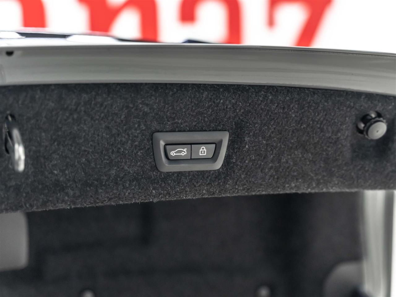 2021 BMW M3 M340i xDrive|M PERFORMANCE|INDIVIDUAL|EVENTURI INTAKE Photo