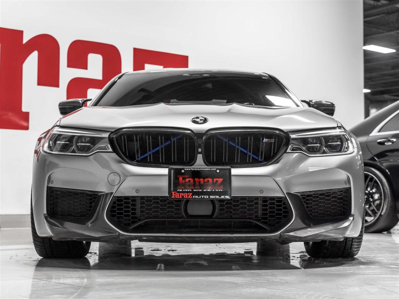 2018 BMW M5 CARBON EXTERIOR|B&W SOUND|MASSAGE|M CARBON STEERING WHEEL Photo