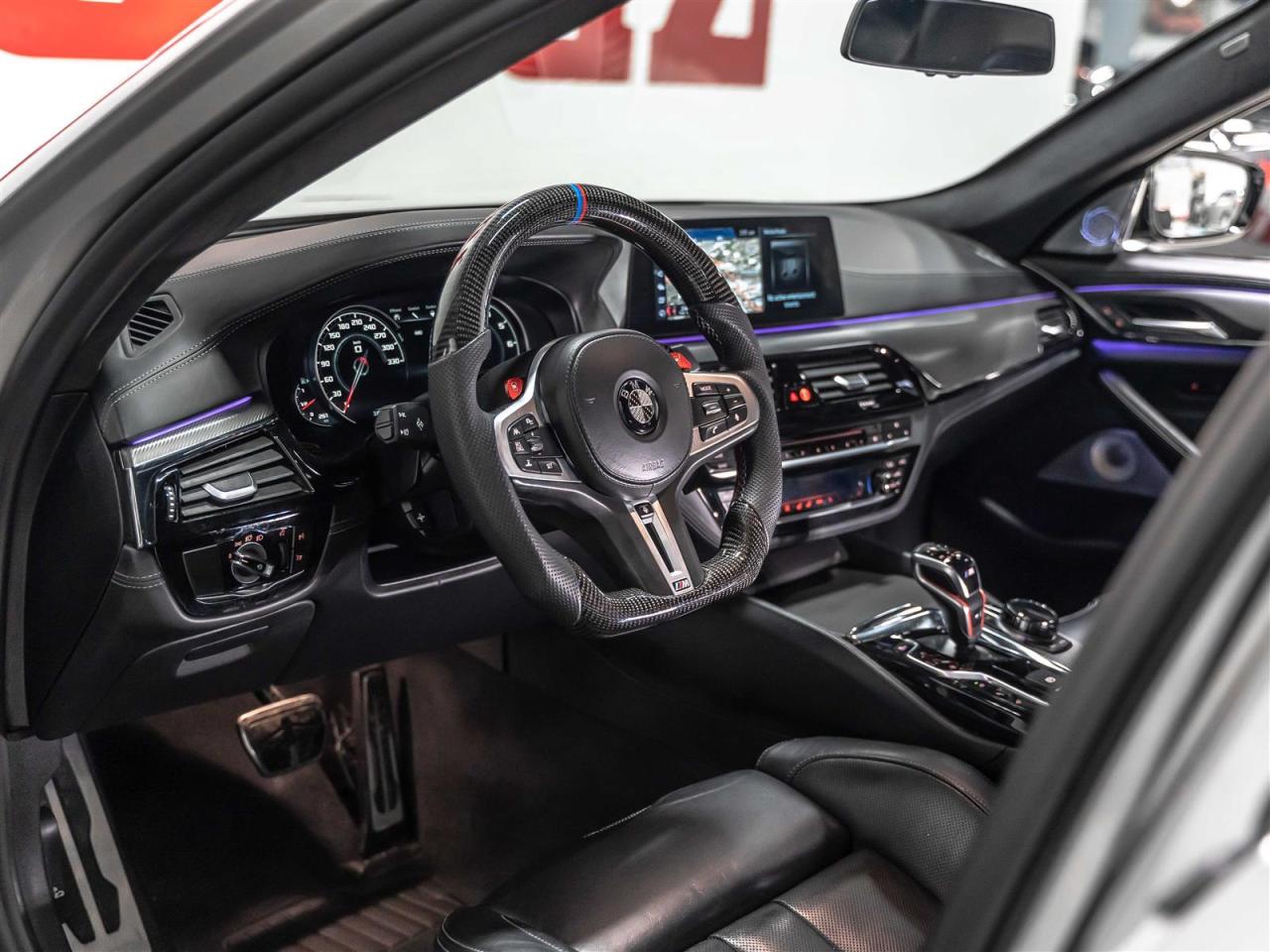 2018 BMW M5 CARBON EXTERIOR|B&W SOUND|MASSAGE|M CARBON STEERING WHEEL Photo