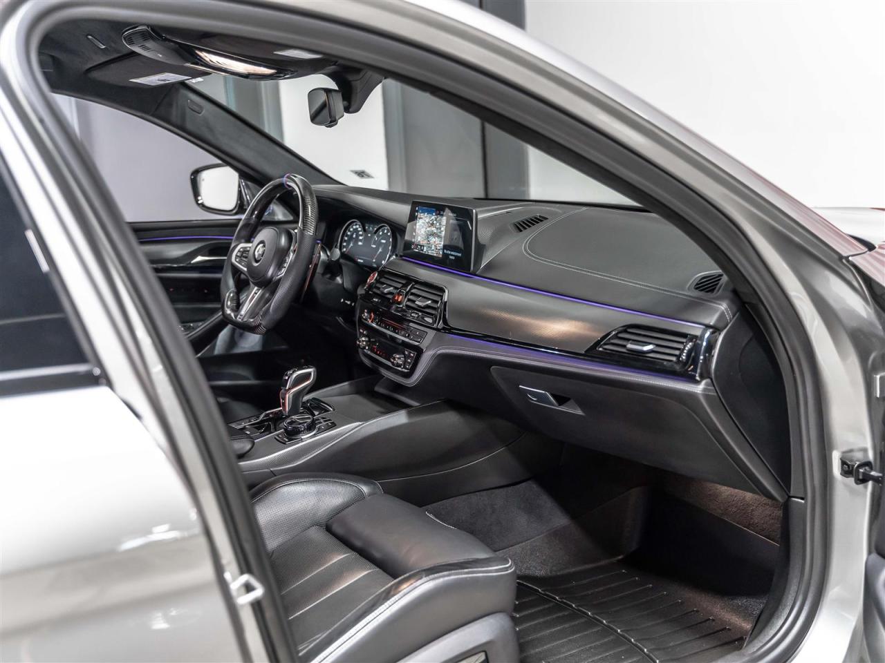 2018 BMW M5 CARBON EXTERIOR|B&W SOUND|MASSAGE|M CARBON STEERING WHEEL Photo